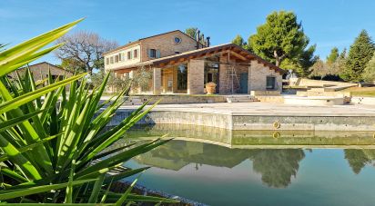 Farm 20 rooms of 820 m² in Monte San Vito (60037)