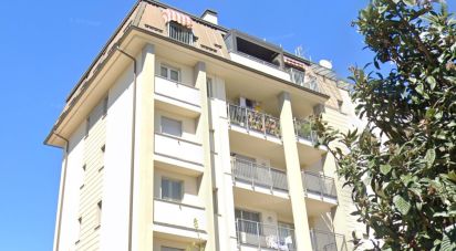 One-room apartment of 70 m² in Milano (20157)