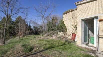 Rustico 2 locali di 90 m² in Montegiorgio (63833)