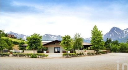 Restaurant of 1,300 m² in Colledara (64042)