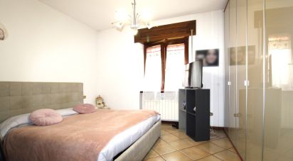 Building 6 rooms of 118 m² in Montecopiolo (61014)