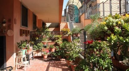 Traditional house 5 rooms of 144 m² in Roma (00128)