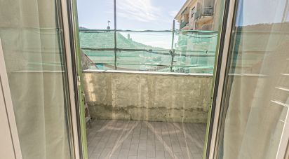 Loft 6 rooms of 110 m² in Genova (16138)