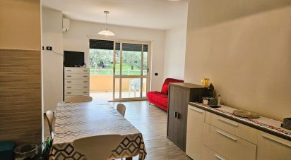 Appartamento 5 locali di 70 m² a Gizzeria (88040)