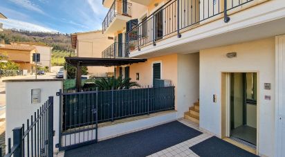 Apartment 5 rooms of 70 m² in Sant'Elpidio a Mare (63811)