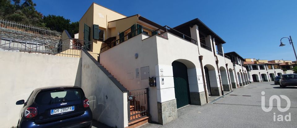 Villa a schiera 3 locali di 89 m² in Cogoleto (16016)