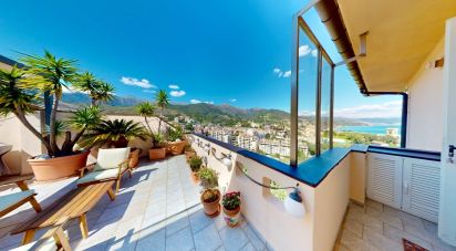 Apartment 6 rooms of 123 m² in Arenzano (16011)