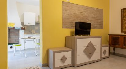 Mansion 9 rooms of 93 m² in Acqualagna (61041)