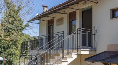 Mansion 9 rooms of 93 m² in Acqualagna (61041)