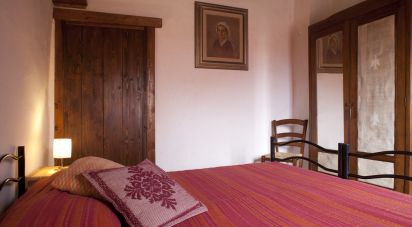 Casa indipendente 24 locali di 1.512 m² in Capolona (52010)