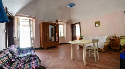 Rifugio 10 locali di 270 m² in Massimino (12071)