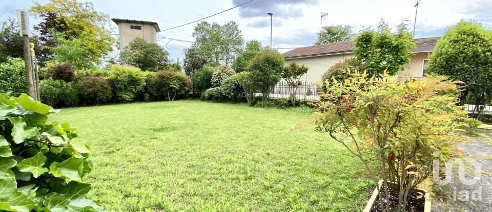 Apartment 5 rooms of 153 m² in Castiglione delle Stiviere (46043)