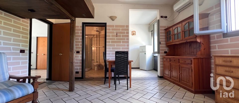 One-room apartment of 38 m² in Cento (44041)