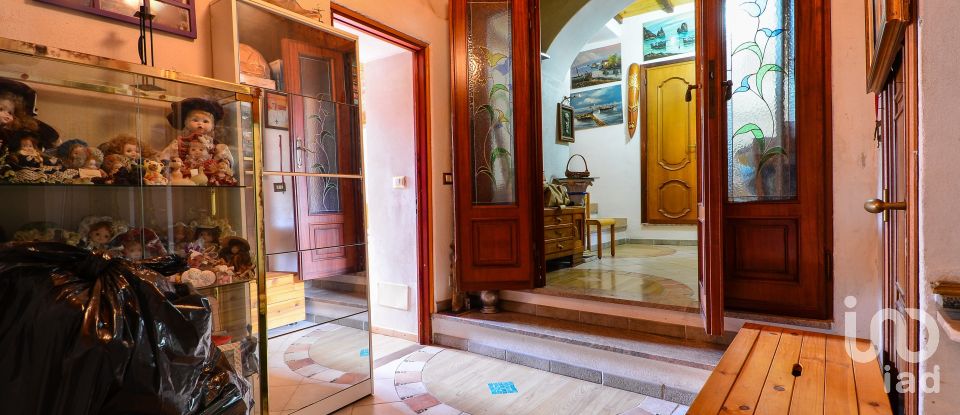 Casa indipendente 17 locali di 350 m² in Vezzi Portio (17028)