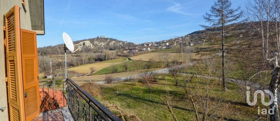 House 10 rooms of 230 m² in Prunetto (12077)