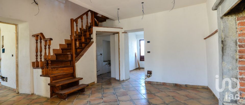 Casa 5 locali di 100 m² in Roccavignale (17017)