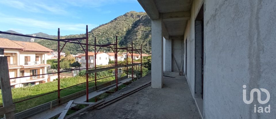 Rustico 0 locali di 348 m² in - (87030)