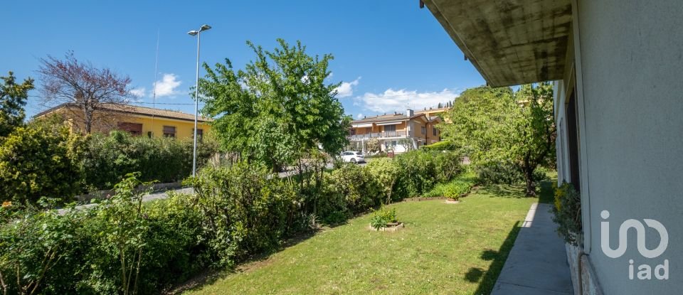 Villa 7 locali di 205 m² in Castiglione delle Stiviere (46043)