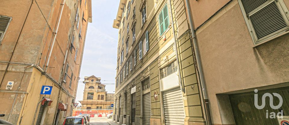 Appartamento 6 locali di 105 m² a Genova (16149)