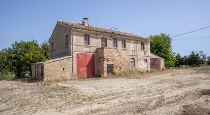 Country home 6 rooms of 300 m² in Montefano (62010)