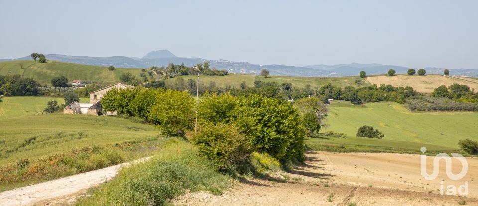 Rustico 6 locali di 300 m² in Montefano (62010)