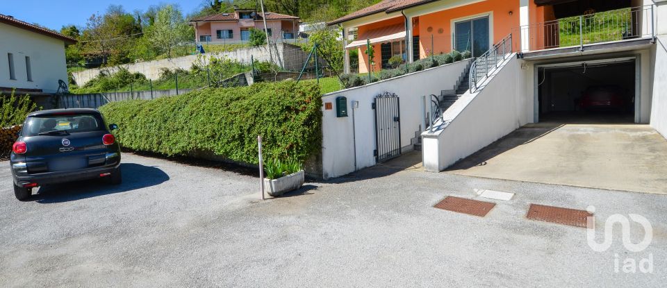 Villa 7 locali di 160 m² in Carcare (17043)