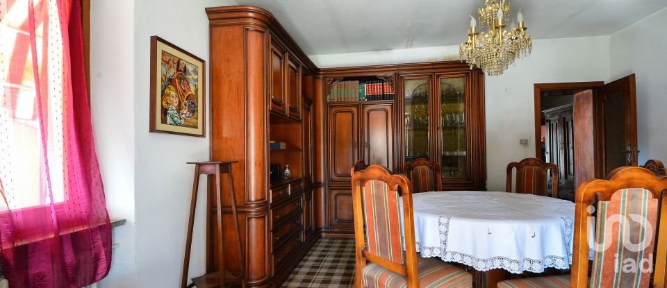 Casa di paese 10 locali di 190 m² in Saliceto (12079)