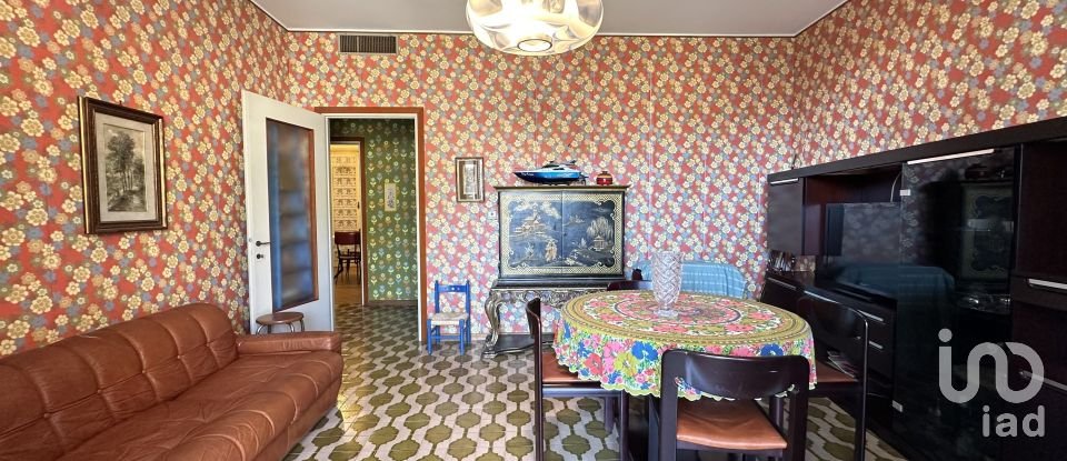 Palazzo / Stabile 2 locali di 65 m² a Pietra Ligure (17027)