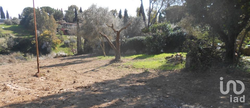 Terreno di 4.656 m² in Roma (00139)