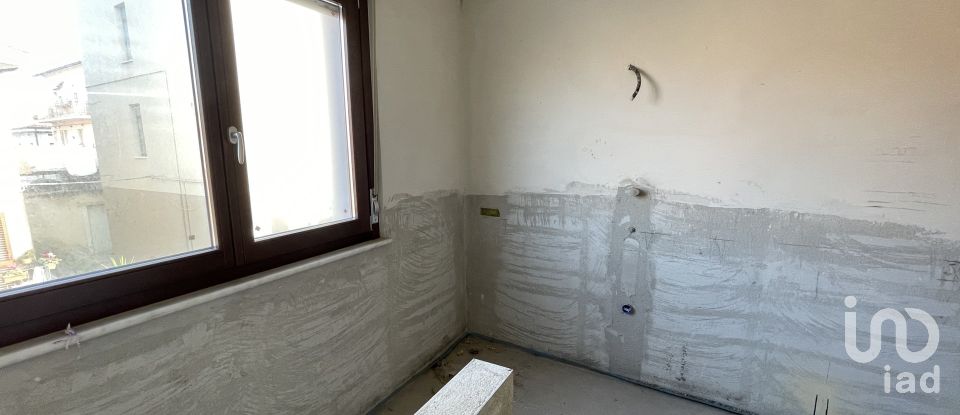 Appartamento 5 locali di 215 m² a Civitanova Marche (62012)