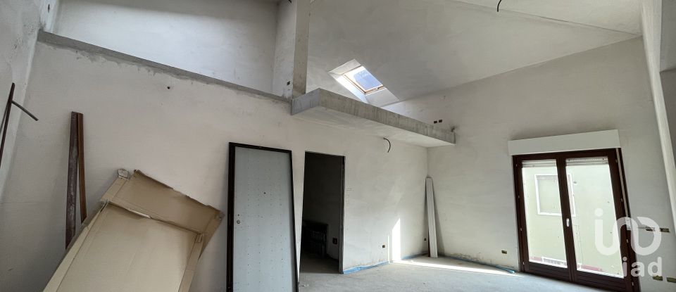 Appartamento 5 locali di 215 m² a Civitanova Marche (62012)