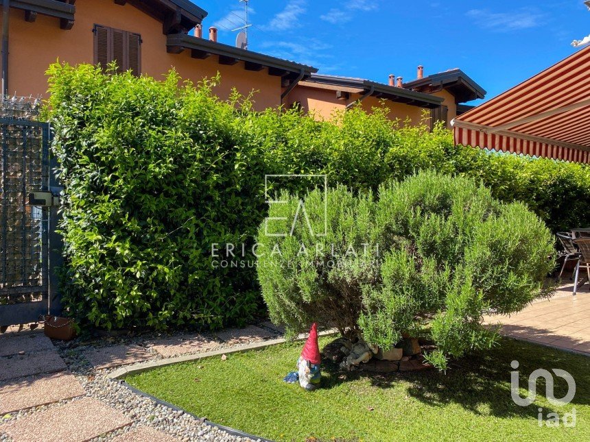 Three-room apartment of 105 m² in Appiano Gentile (22070)