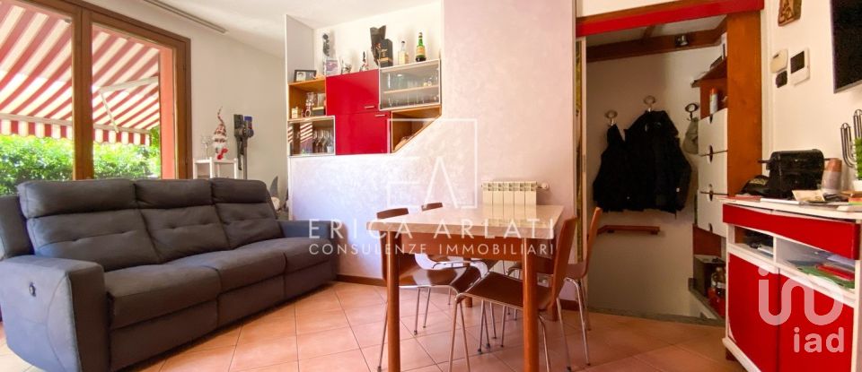 Trilocale di 105 m² a Appiano Gentile (22070)