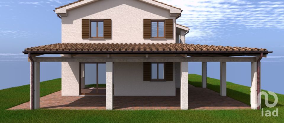 Casa indipendente 12 locali di 230 m² in Osimo (60027)