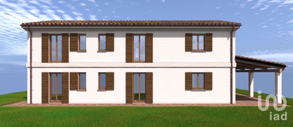 Casa indipendente 12 locali di 230 m² in Osimo (60027)