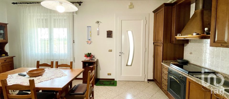 Land 5 rooms of 118 m² in San Donà di Piave (30027)