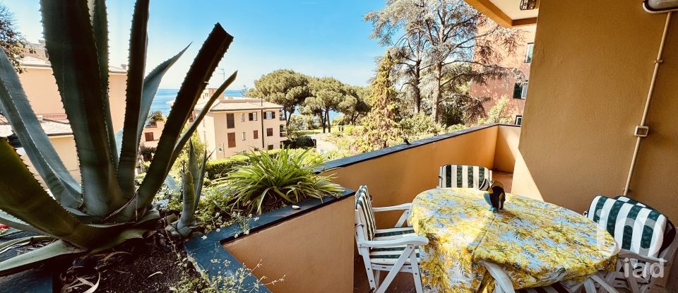 Three-room apartment of 67 m² in Arenzano (16011)