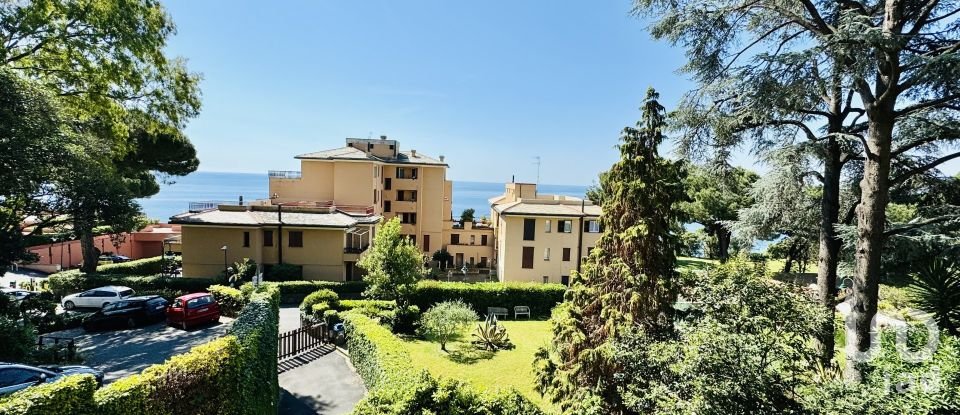 Three-room apartment of 67 m² in Arenzano (16011)