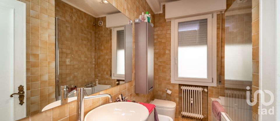 Four-room apartment of 133 m² in Padova (35141)