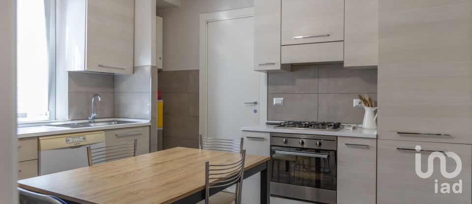 Apartment 5 rooms of 85 m² in Ancona (60127)