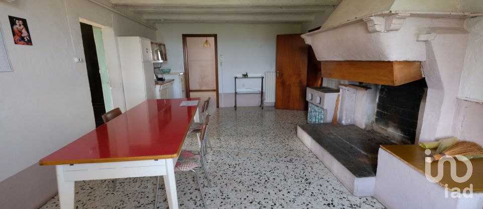 Casa 10 locali di 650 m² in Morro d'Alba (60030)