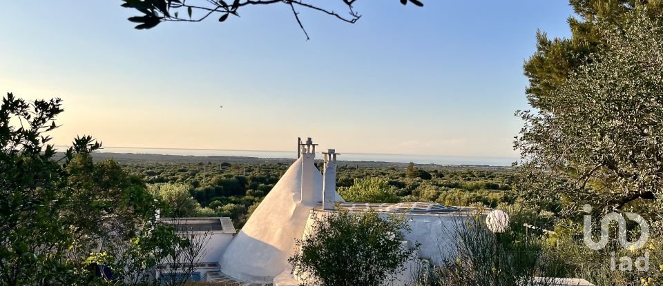 Trullo 6 locali di 101 m² in Ostuni (72017)