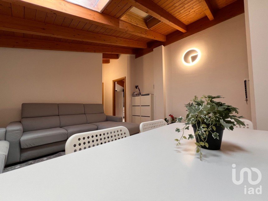 Four-room apartment of 116 m² in Cento (44042)