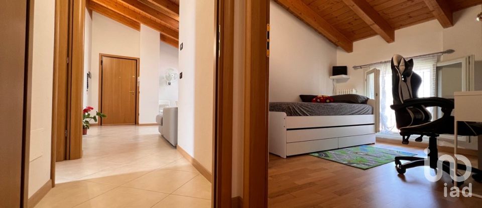 Four-room apartment of 116 m² in Cento (44042)