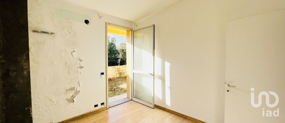 Casa 13 locali di 335 m² in Casale Monferrato (15033)