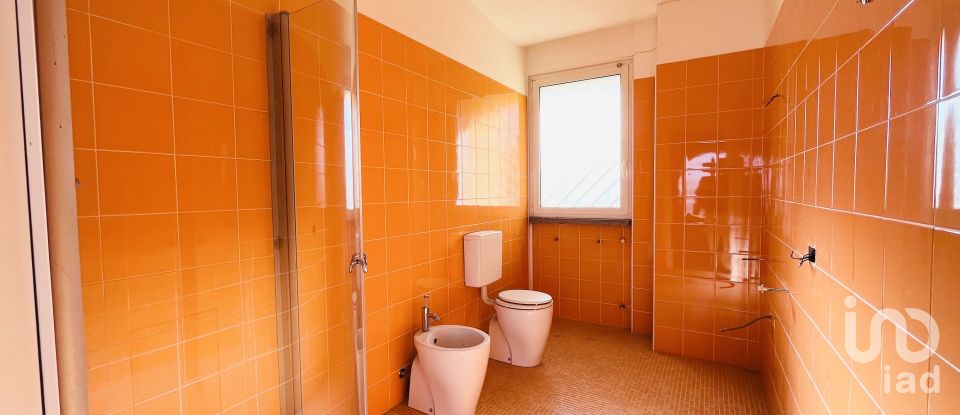 Casa 13 locali di 335 m² in Casale Monferrato (15033)