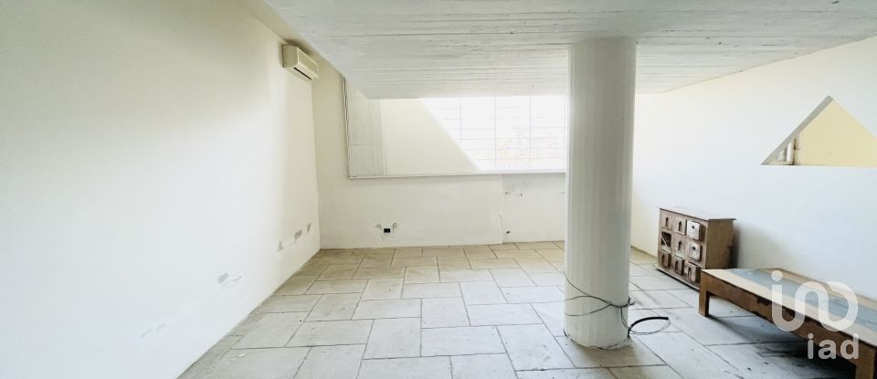 Casa 13 locali di 335 m² in Casale Monferrato (15033)