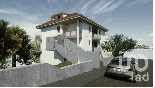 Appartamento 6 locali di 250 m² a San Benedetto del Tronto (63074)