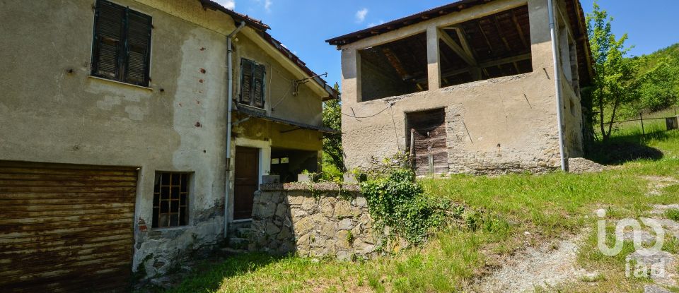 Town house 13 rooms of 240 m² in Cengio (17056)