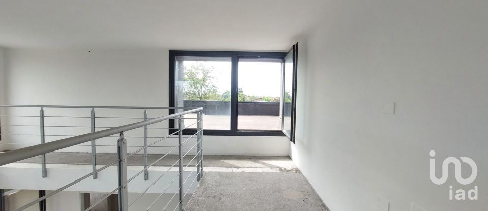 Attico / Mansarda / Loft 3 locali di 139 m² a Reggio nell'Emilia (42123)